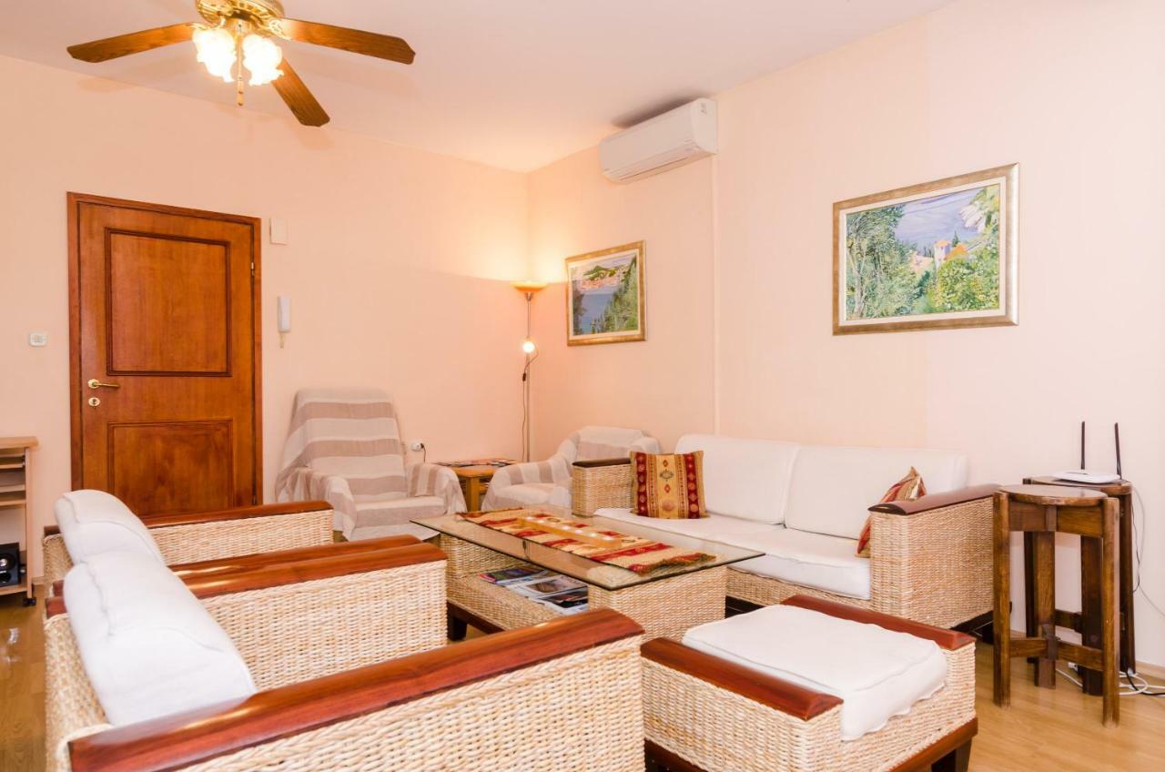 Wisteria Apartment Dubrovnik Bagian luar foto