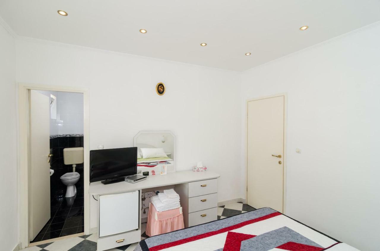 Wisteria Apartment Dubrovnik Bagian luar foto