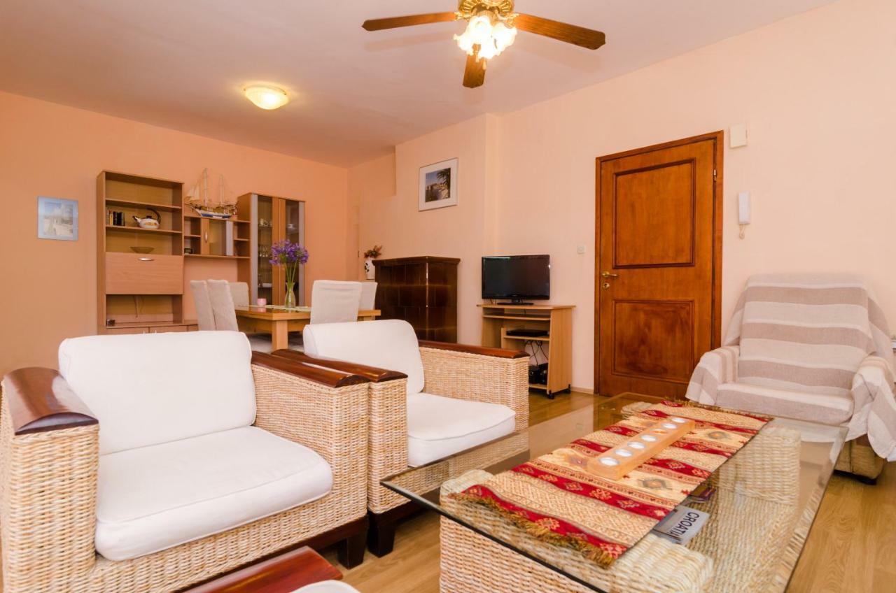 Wisteria Apartment Dubrovnik Bagian luar foto